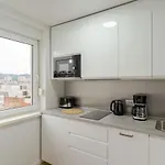 Elegant Tour As Gilly With Open Views And A Balcony In The Center