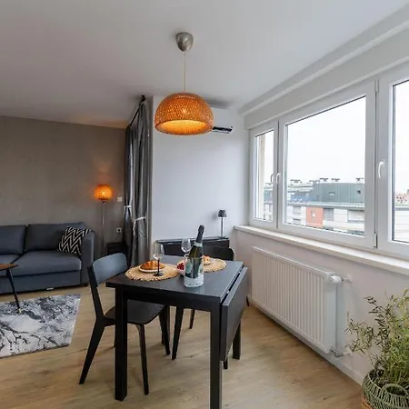 Elegant Tour As Studios Gilly With A Balcony And Open Views In The Ljubljana Center
