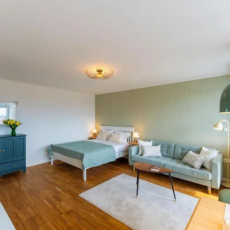 Elegant Tour As Gilly With A Balcony And Open Views In The Center * Ljubljana