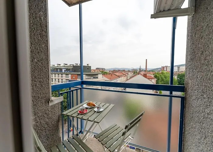 Elegant Tour As Gilly With Open Views And A Balcony In The Center * 卢布尔雅那